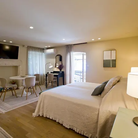 Apartment Riva Yacht Hvar Town