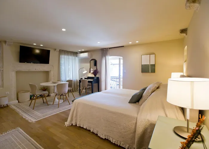 Apartment Riva Yacht Hvar Town