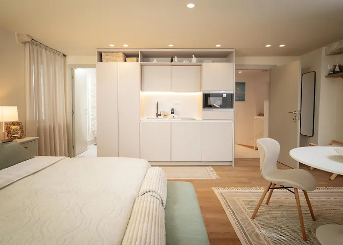 아파트 Riva Yacht 흐바르