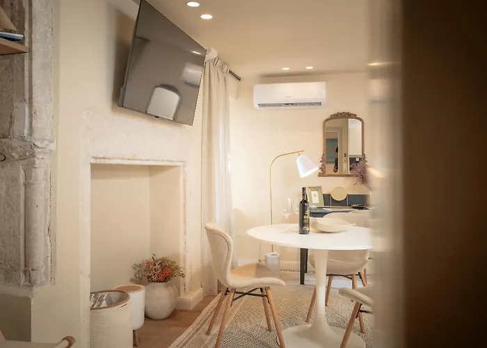 Riva Yacht 흐바르