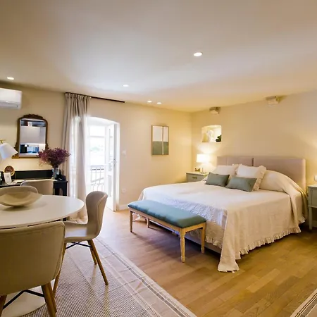 Riva Yacht Hvar Town