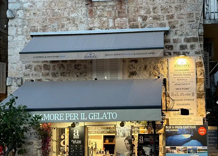 Riva Yacht Hvar Town